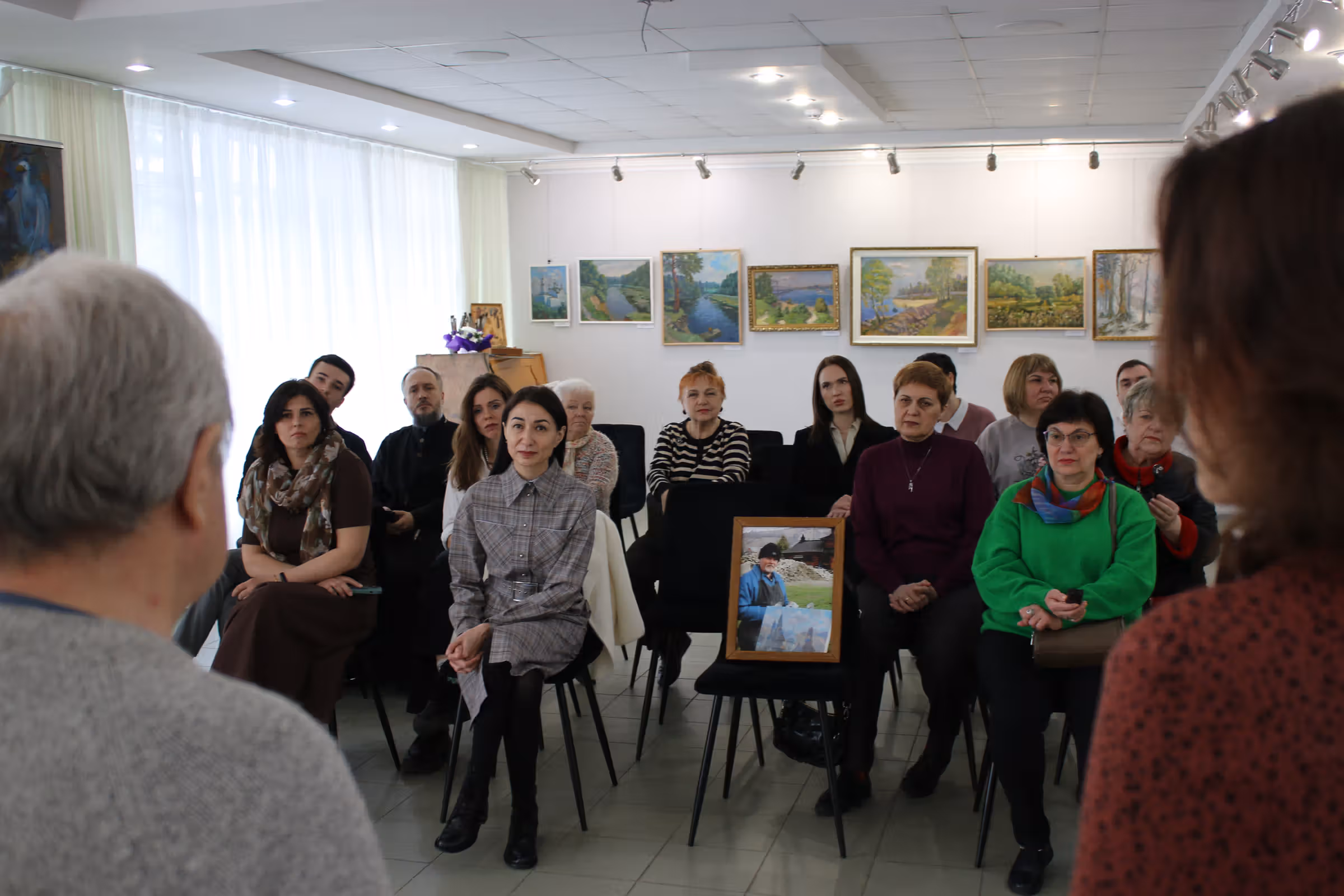 «Сповідь фарбами»: у музеї відкрилася ретроспективна виставка пам'яті Володимира Яковлєва